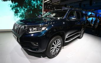 toyotalandcruiserprado125.jpg
