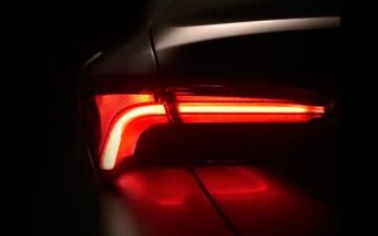 toyotaavalon2019teaser1.jpg