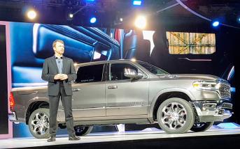 ram1500dtlo0c0x0aep-7n.jpg