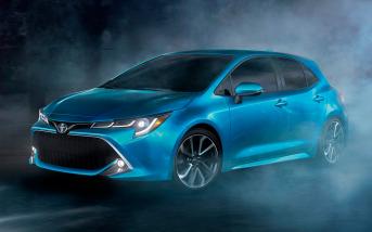 toyotacorollahatchback201901.jpg