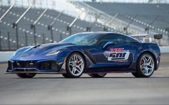chevroletcorvettezr1pacecarindy500201801.jpg