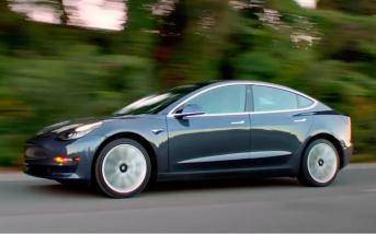 teslamodel322.jpg