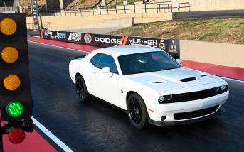dodgechallengerrtscatpack1320201901.jpg