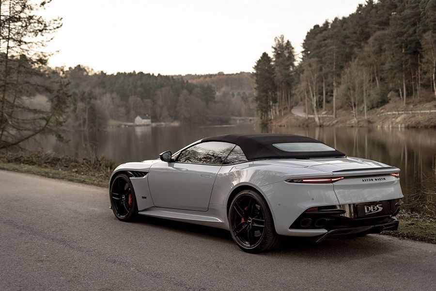 7f17af04-aston-martin-dbs-superleggera-volante-8