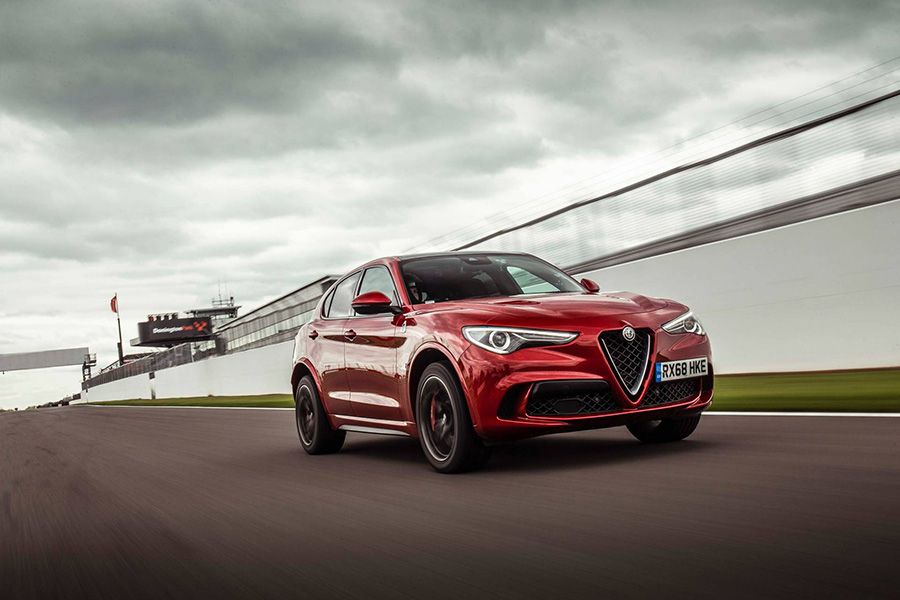 4f5061d6-alfa-romeo-stelvio-quadrifoglio-at-donington