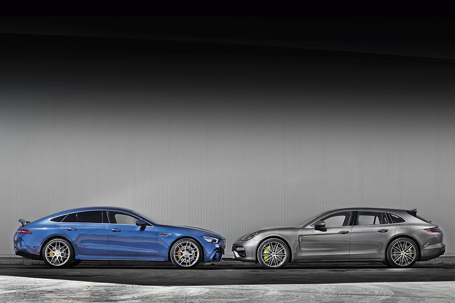 Comp---Mercedes-GT-63s---Porsche-Panamera-Turbo-S-Hybrid-001