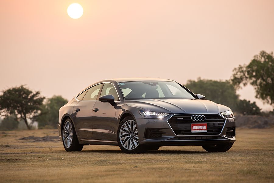 AUDI-A7-APERTURA-1