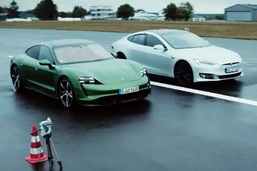 Tesla Model S Porsche Taycan