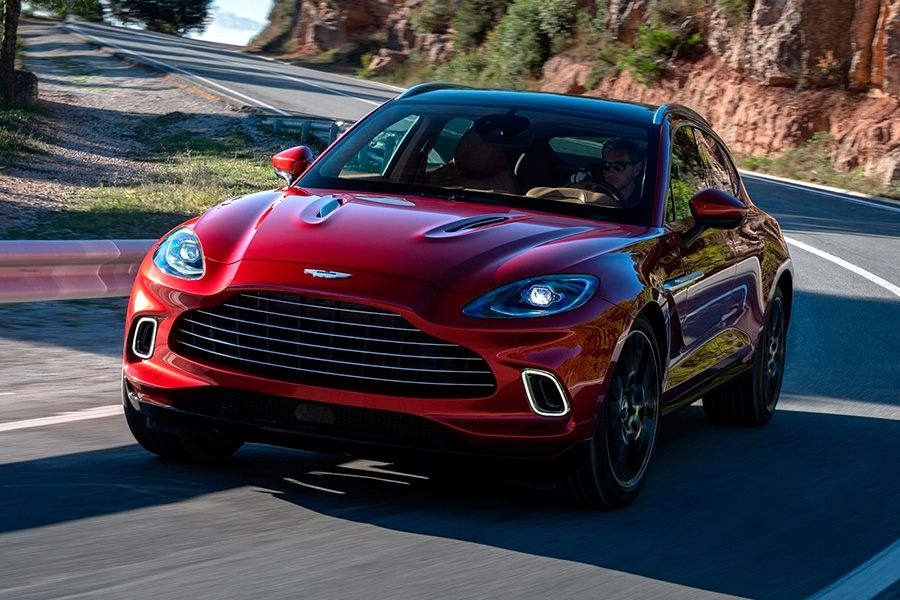 Aston Martin DBX 2021