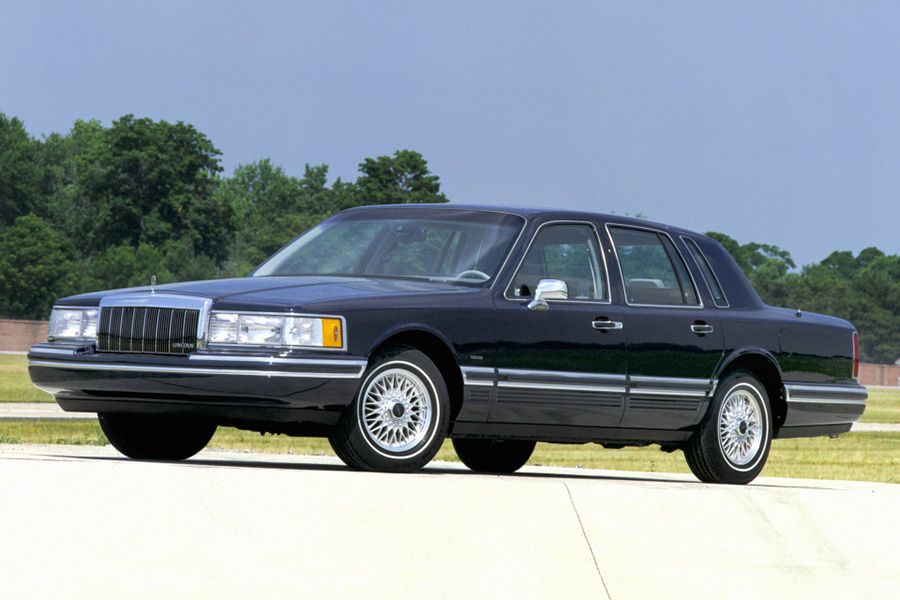 lincoln town car (1)