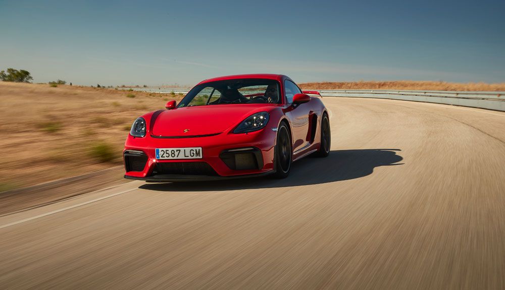 Porsche 718 Cayman GT4