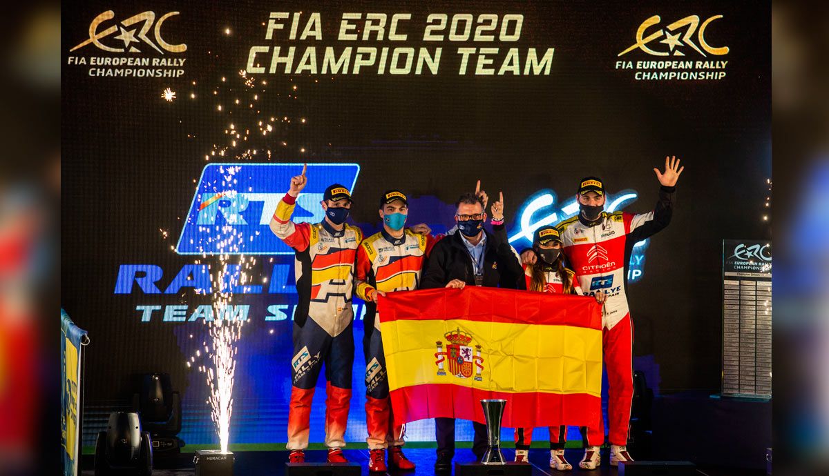 Podium del Rallye Team Spain en Canarias, celebrando el título del ERC Teams.