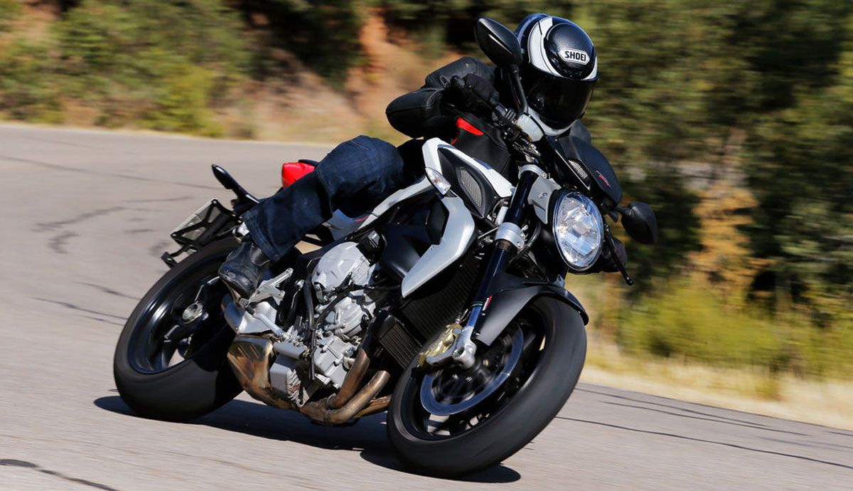 La DGT aprueba nuevas normas para los motoristas en 2021