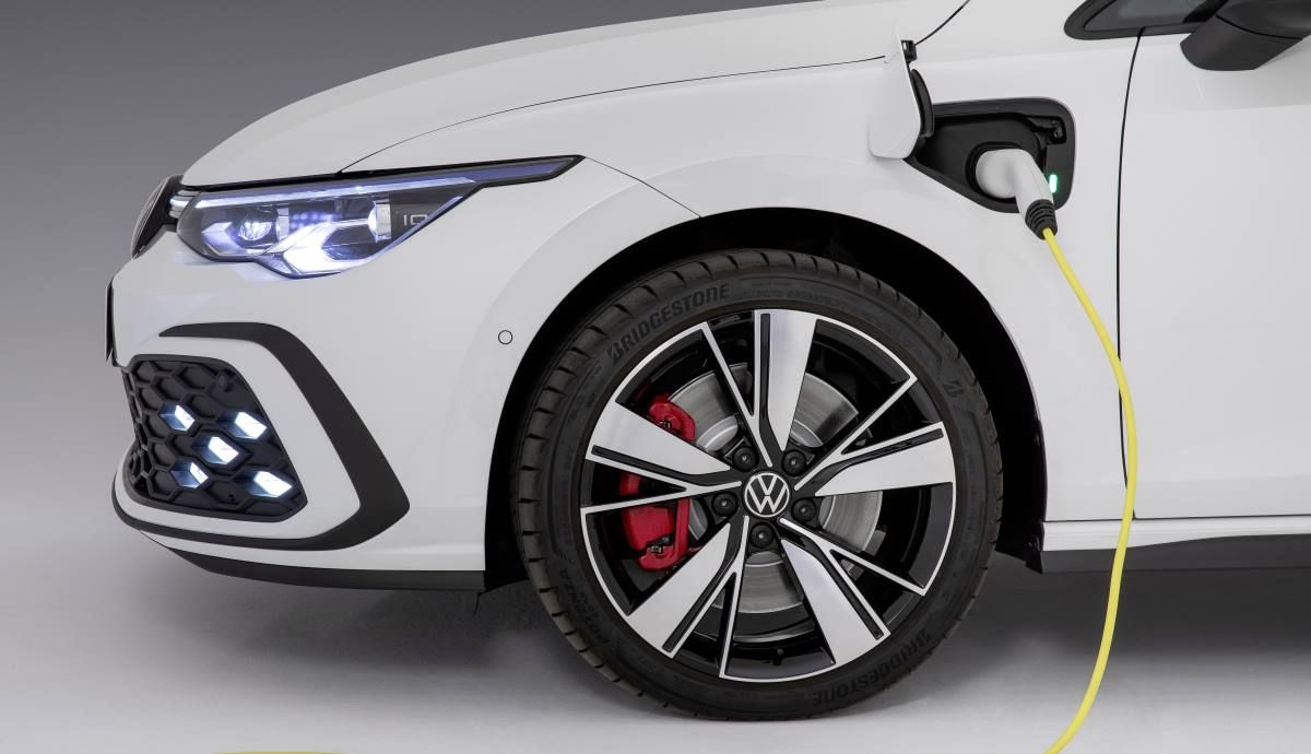 La toma de carga en el VW Golf GTE