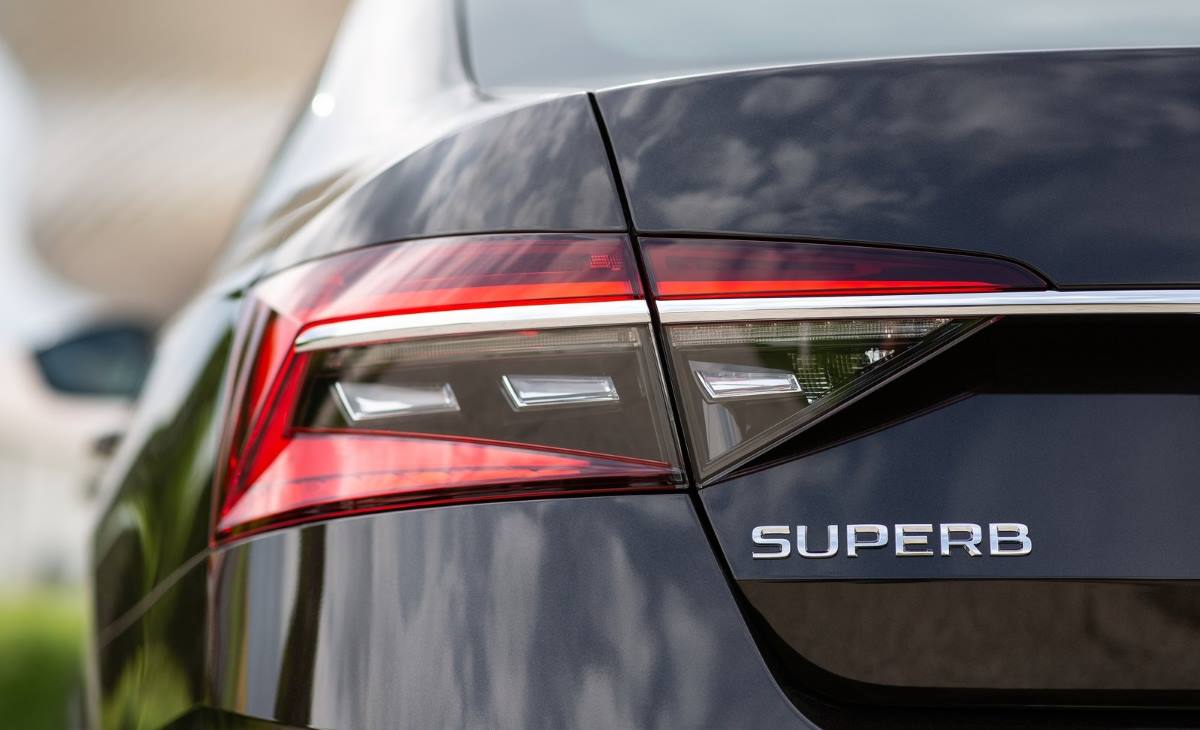 Así es el actual Skoda Superb 2021