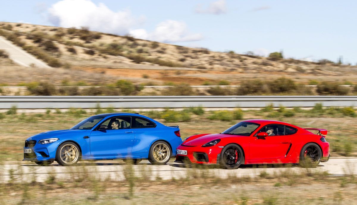 BMW M2 CS frente a Porsche Cayman GT4. BMW M2 CS frente a Porsche Cayman GT4.