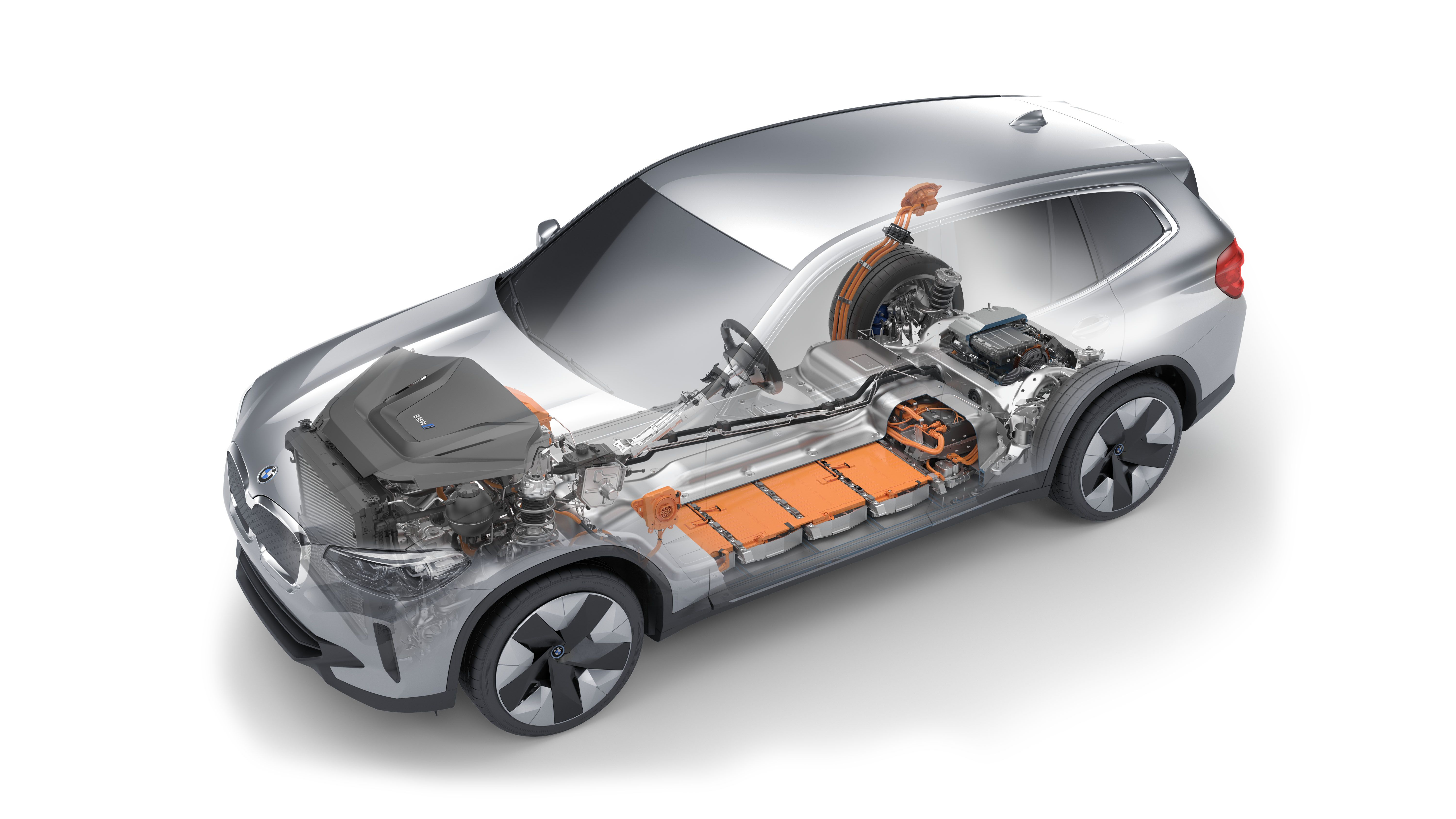 El BMW iX3 es el primer modelo que se fabricará en BMW Brilliance, en la factoría china de Shenyang, desde donde se exportará a todos los mercados. 
