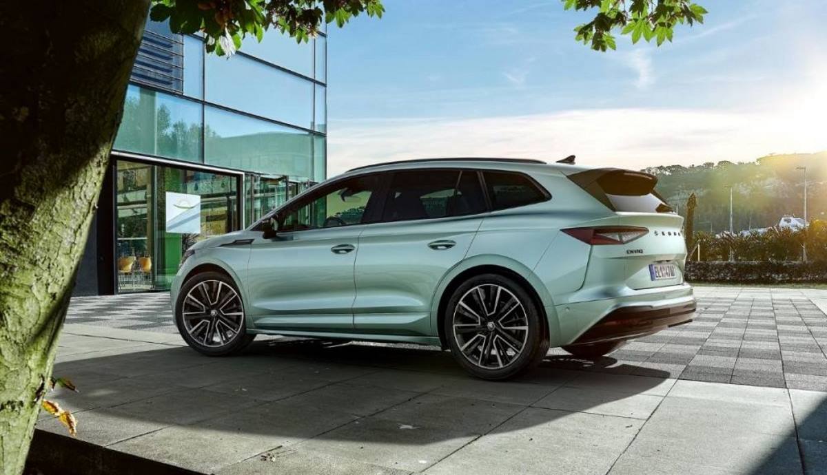 Acentuadas formas coupé del Skoda Enyaq