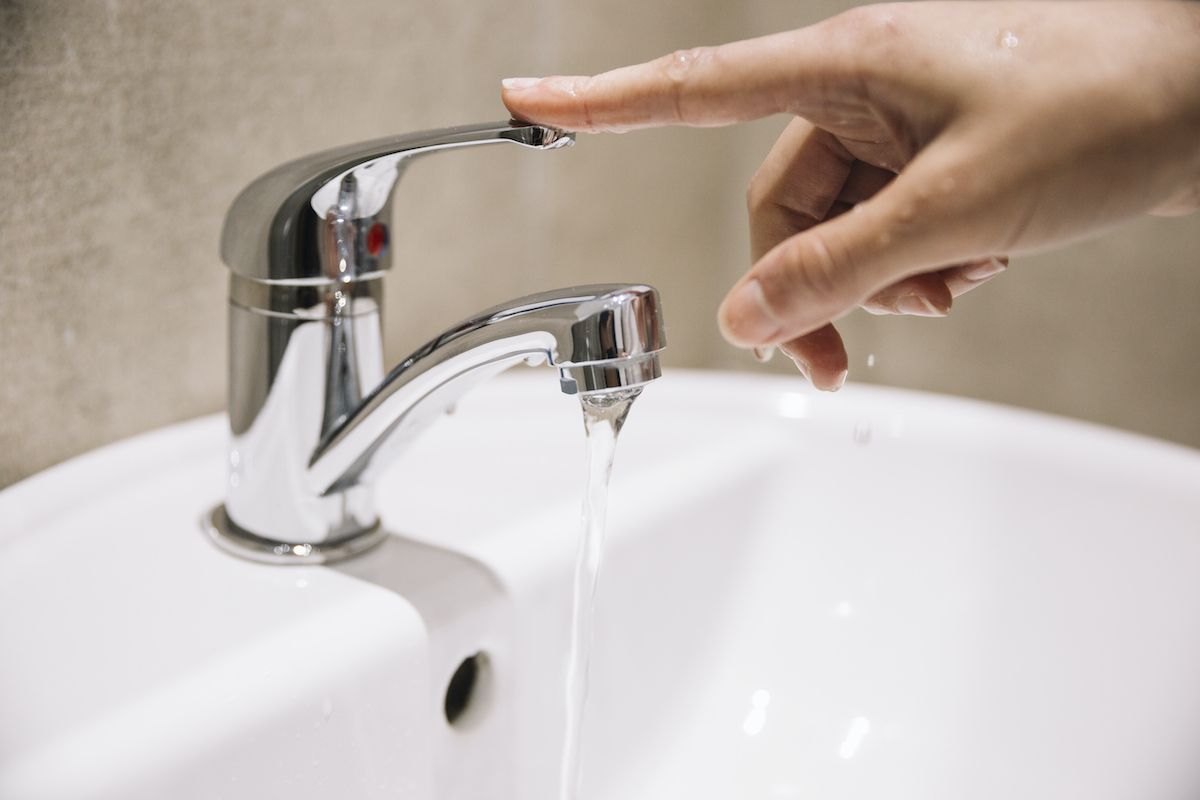 Ahorrar agua en casa puede resultar sencillo poniendo en práctica estos consejos.