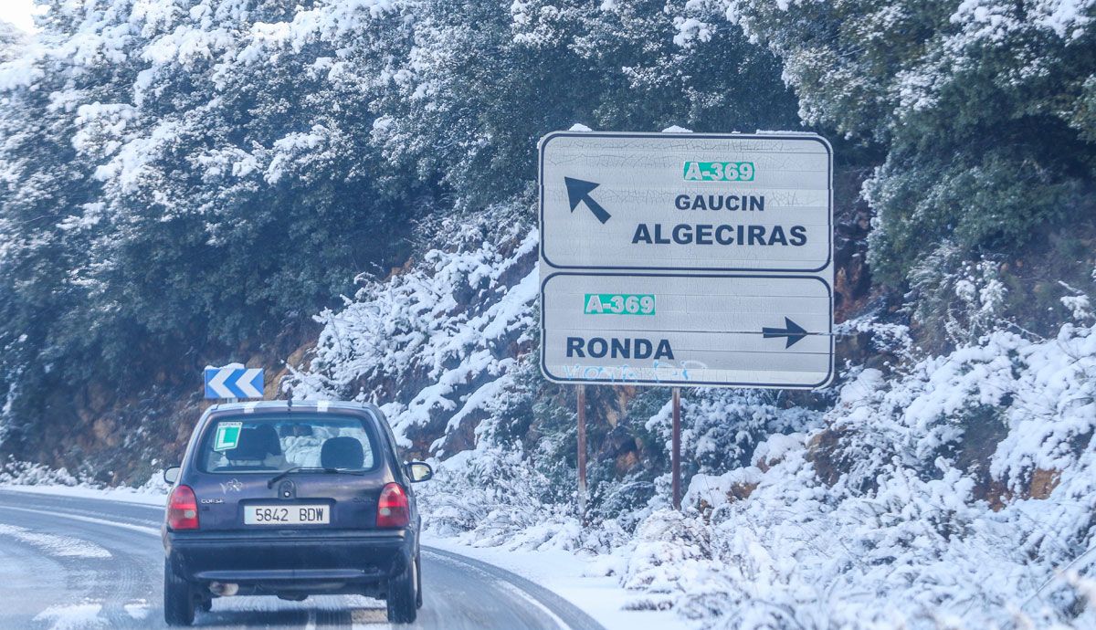 Unos pocos accesorios pueden ser imprescindibles cuando llega el frío y la nieve. Foto: Cordon Press
