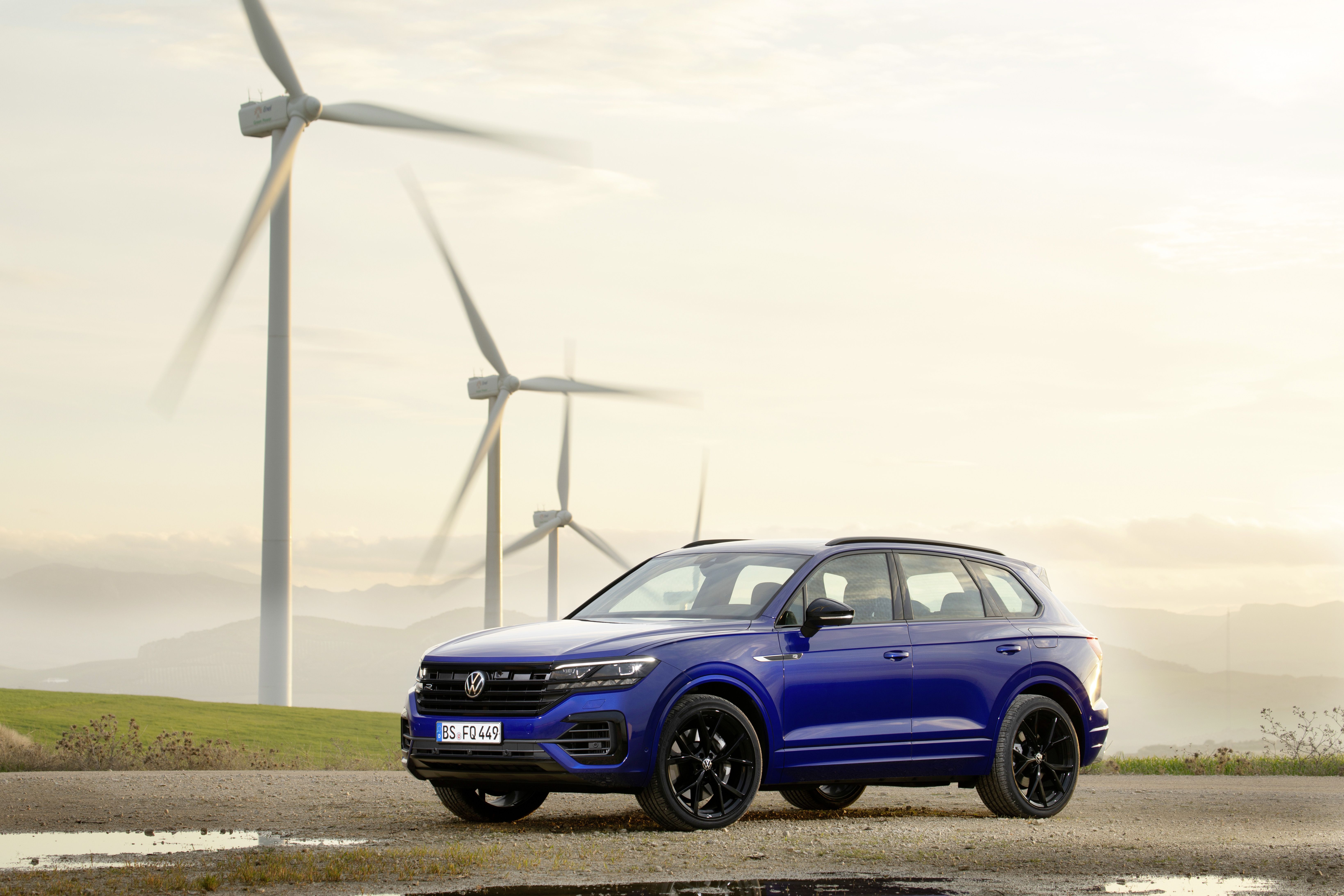 VW Touareg R eHybrid 