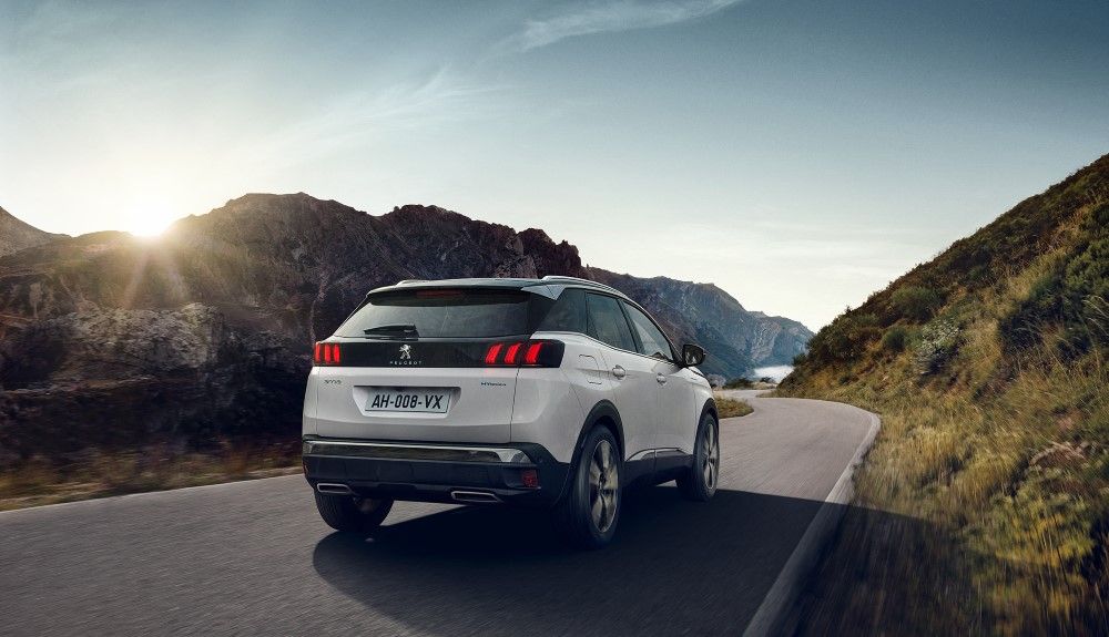 Peugeot 3008 Hybrid 4 2021