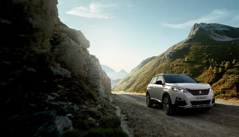 Peugeot 3008 Hybrid 4 2021