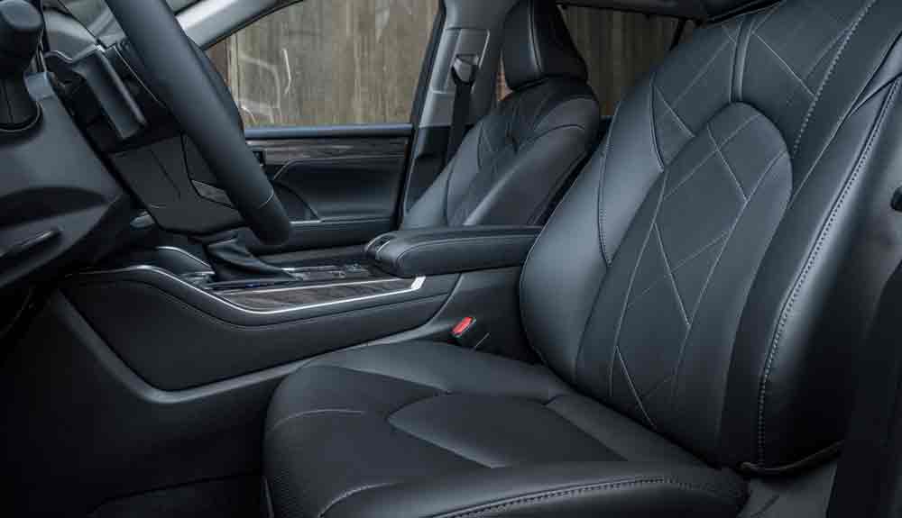 Toyota Highlander Electric Hybrid 2021   Interior (4)