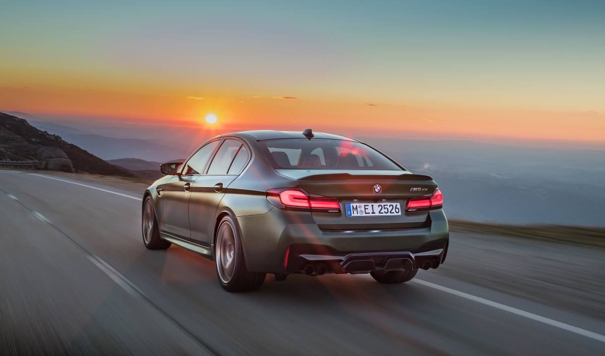 BMW M5 CS 2021, un torbellino de sensaciones deportivas