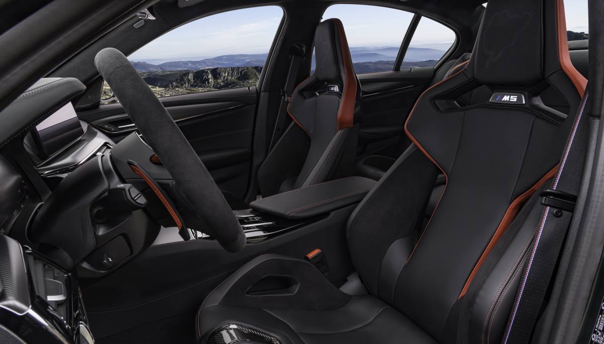 BMW M5 CS 2021 9