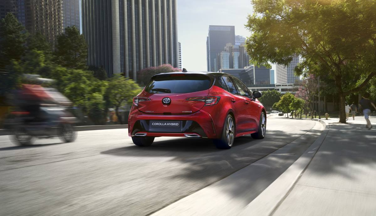 Toyota y su oferta más completa de coches híbridos eléctricos.
