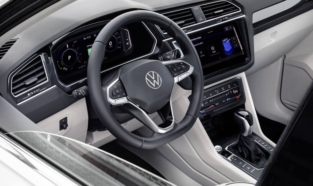 VW Tiguan eHybrid 2021 7