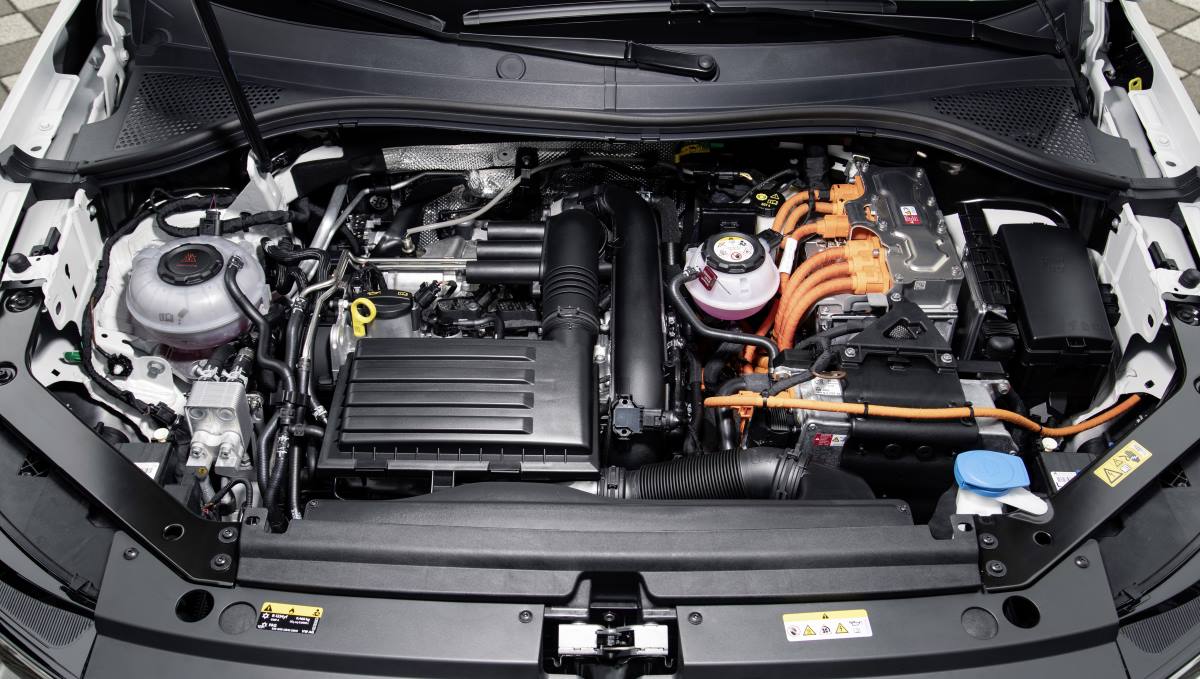 VW Tiguan eHybrid 2021 10