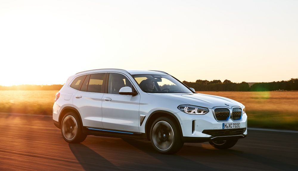 BMW iX3