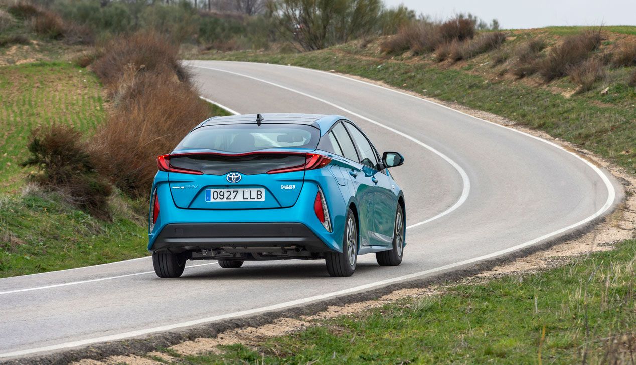 Toyota Prius Plug-In 2021