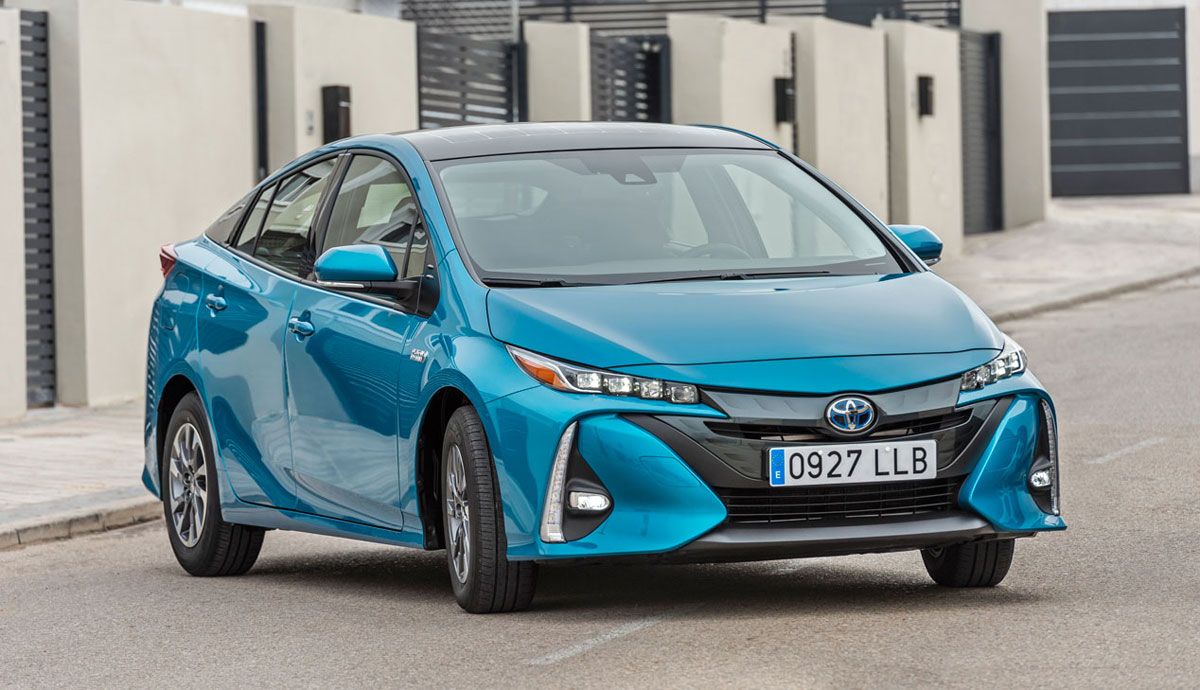 El Toyota Prius Plug In 2021 ya está disponible, todos sus precios y datos.