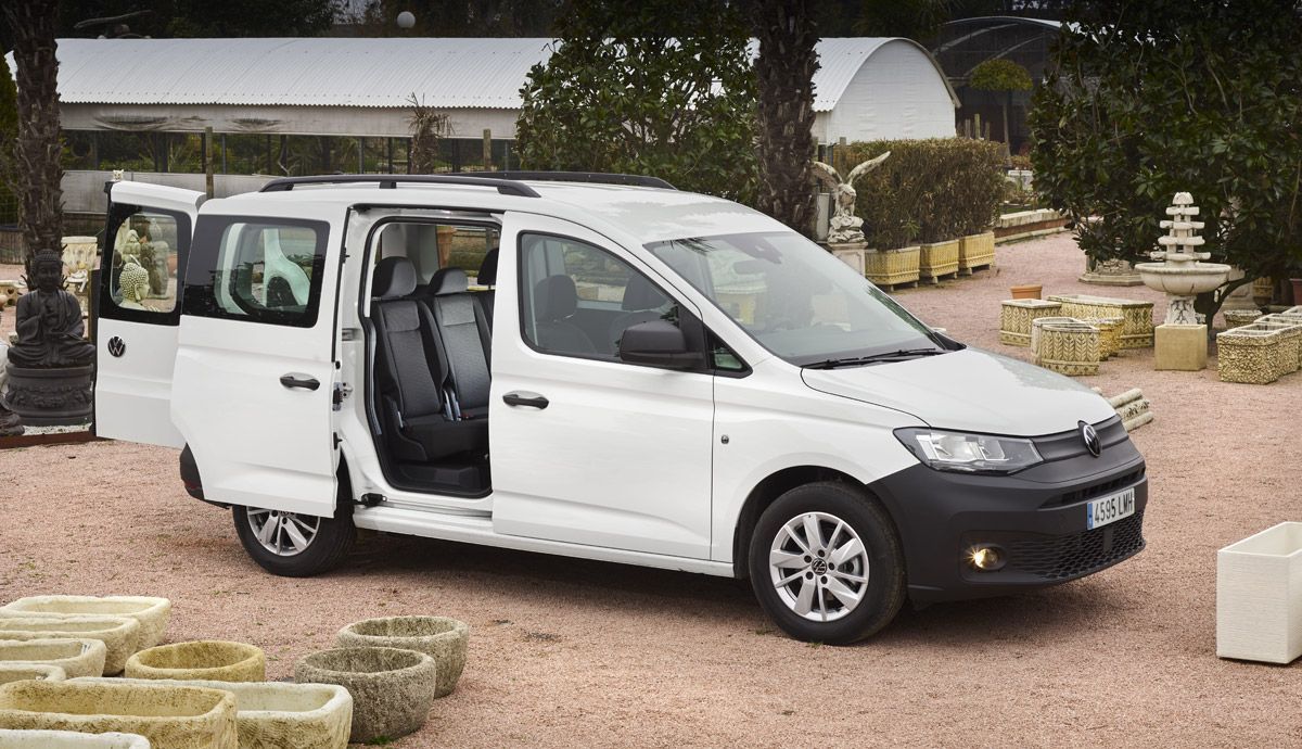 VW Caddy Kombi. VW Caddy Kombi.