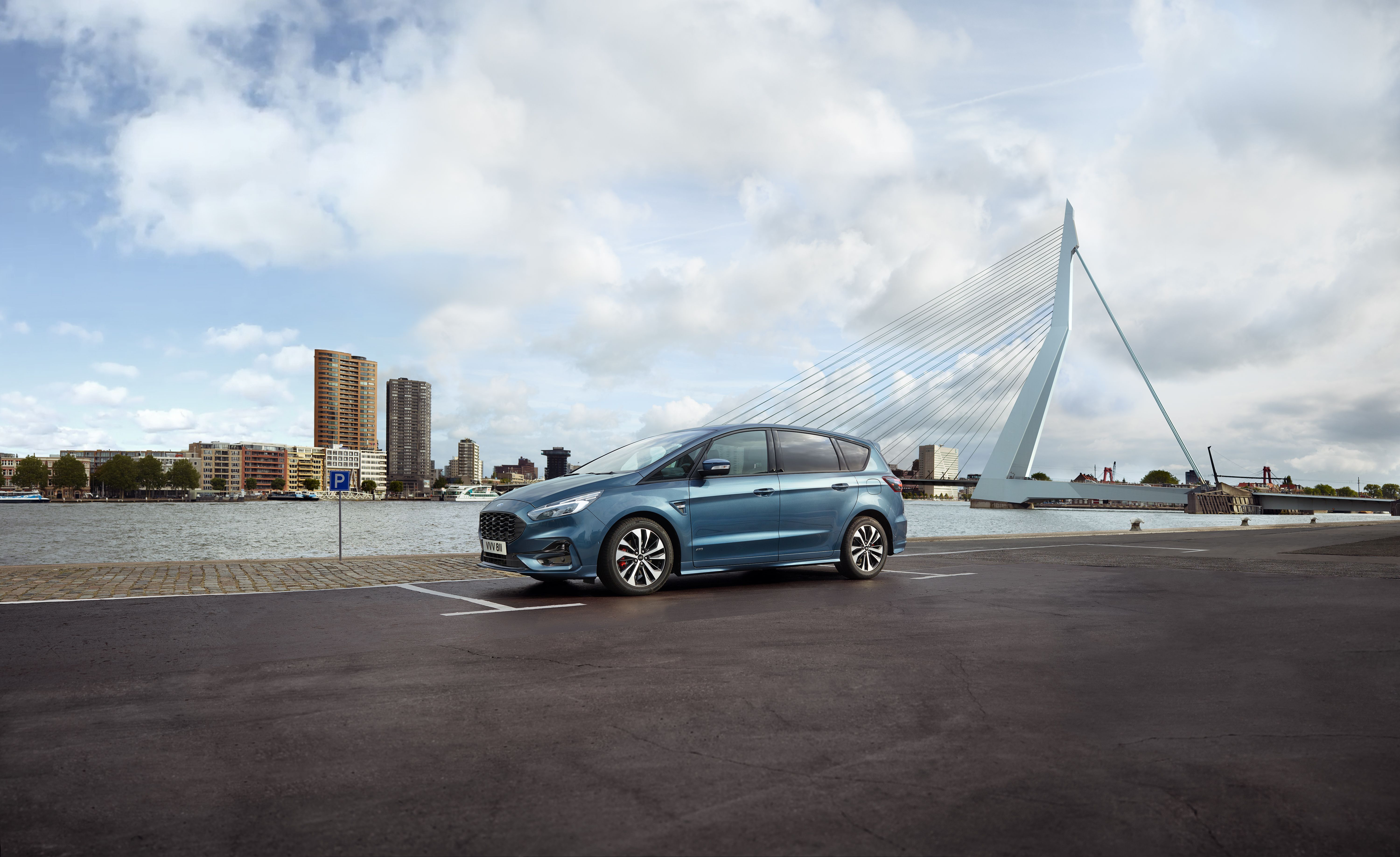 Ford S-Max Hybrid 2021