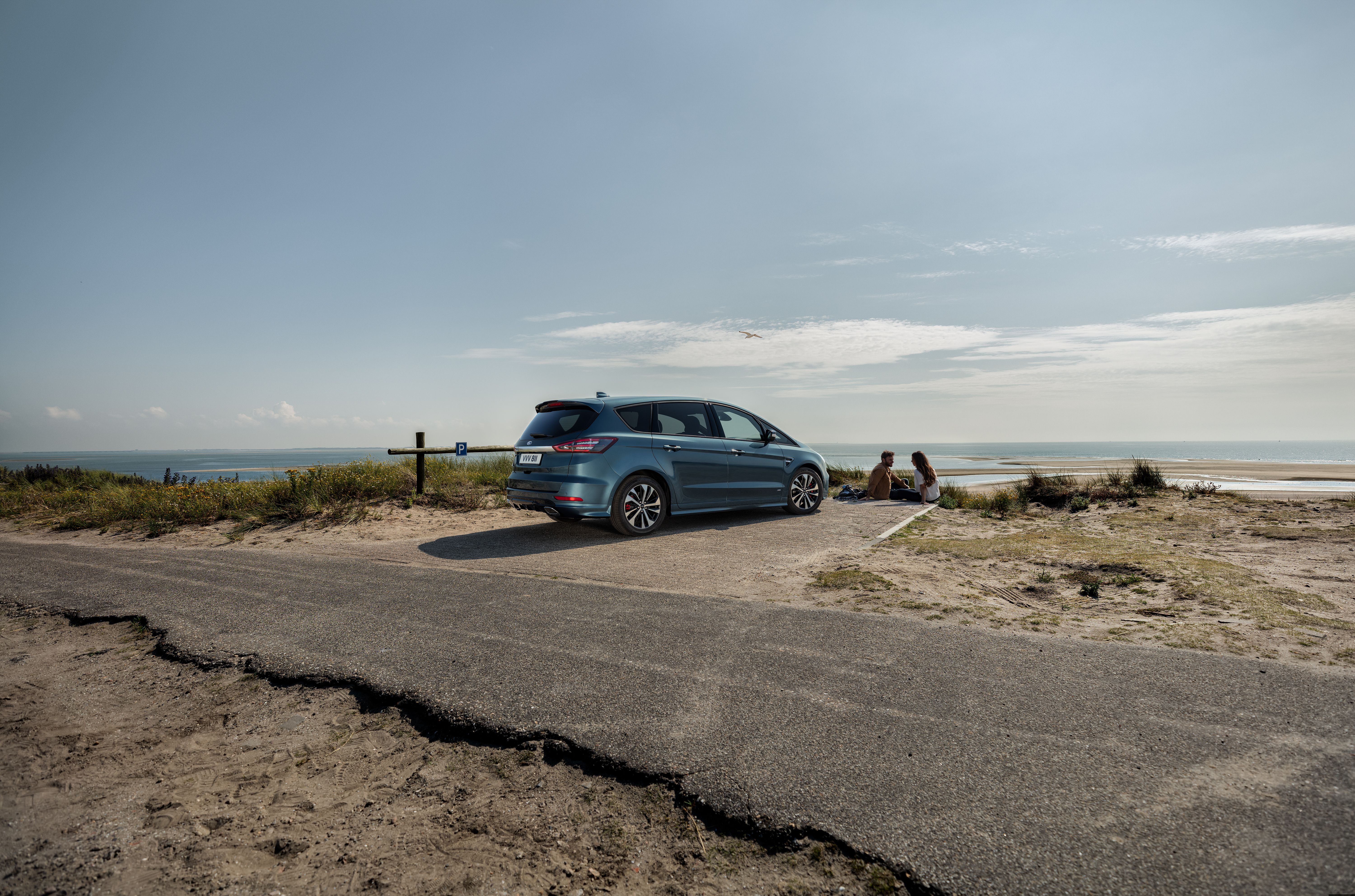 Ford S-Max Hybrid 2021