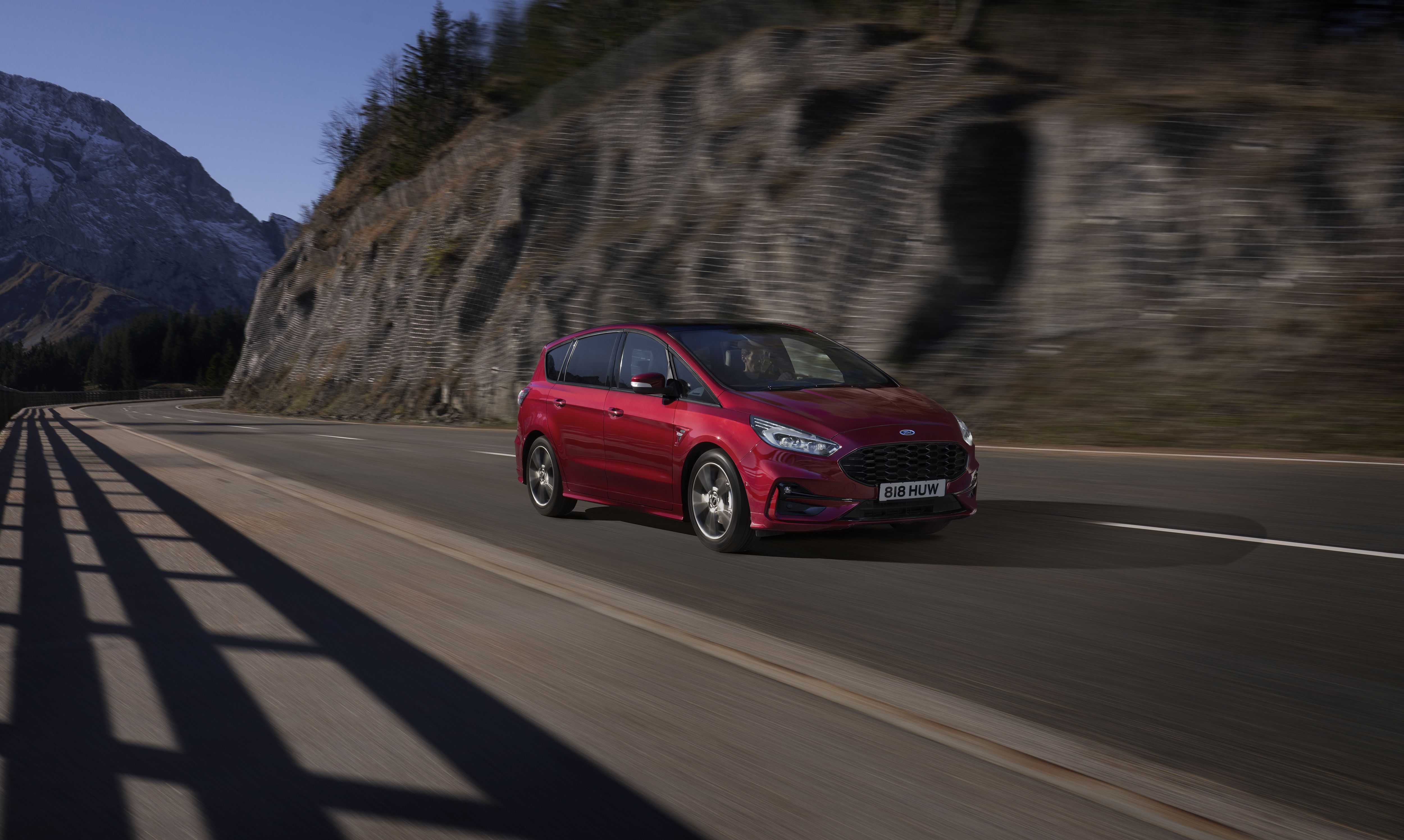 Ford S-Max Hybrid 2021