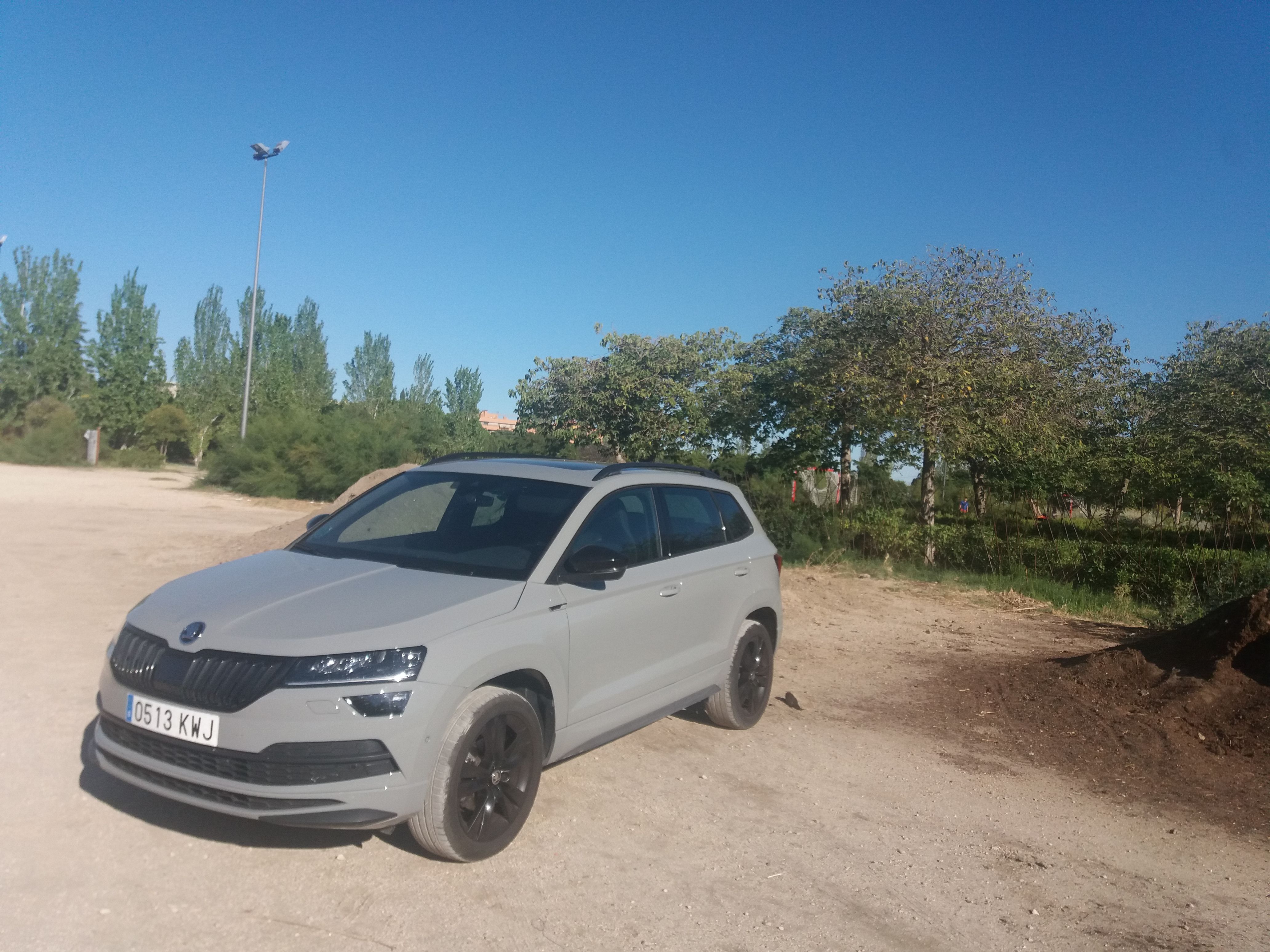 Skoda Karoq 1.5 TSI de larga duración