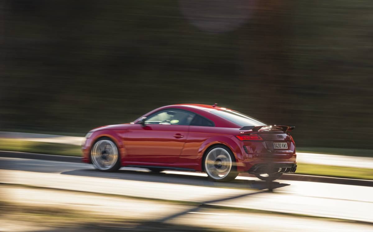 031 Audi TT RS