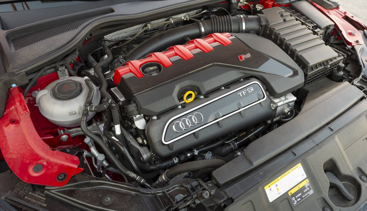 086 Audi TT RS
