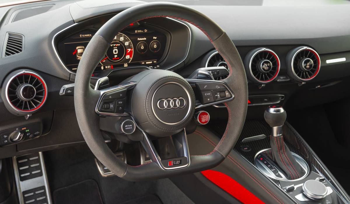 089 Audi TT RS