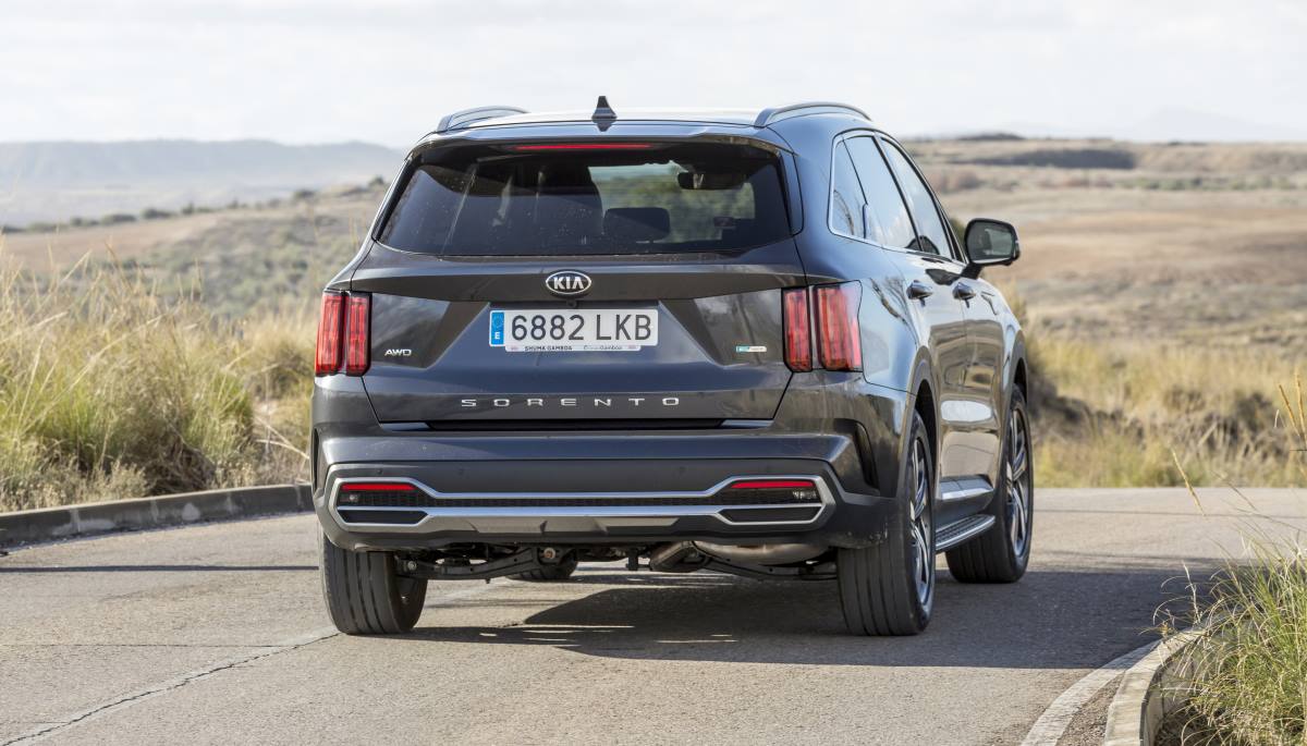 Kia Sorento 1.6 T GDI HEV 8