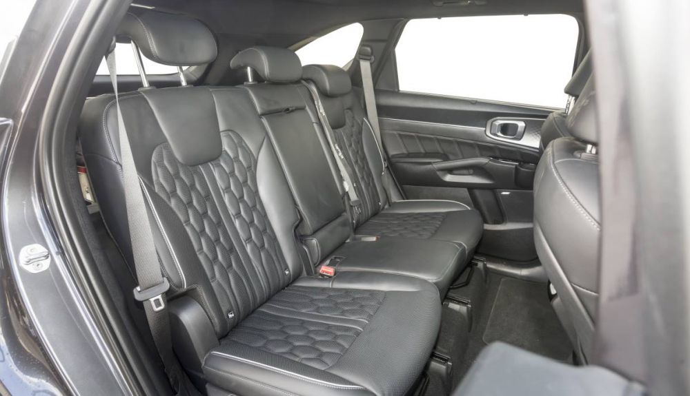 Kia Sorento 1.6 T GDI HEV 6 Kia Sorento 1.6 T GDI HEV 6