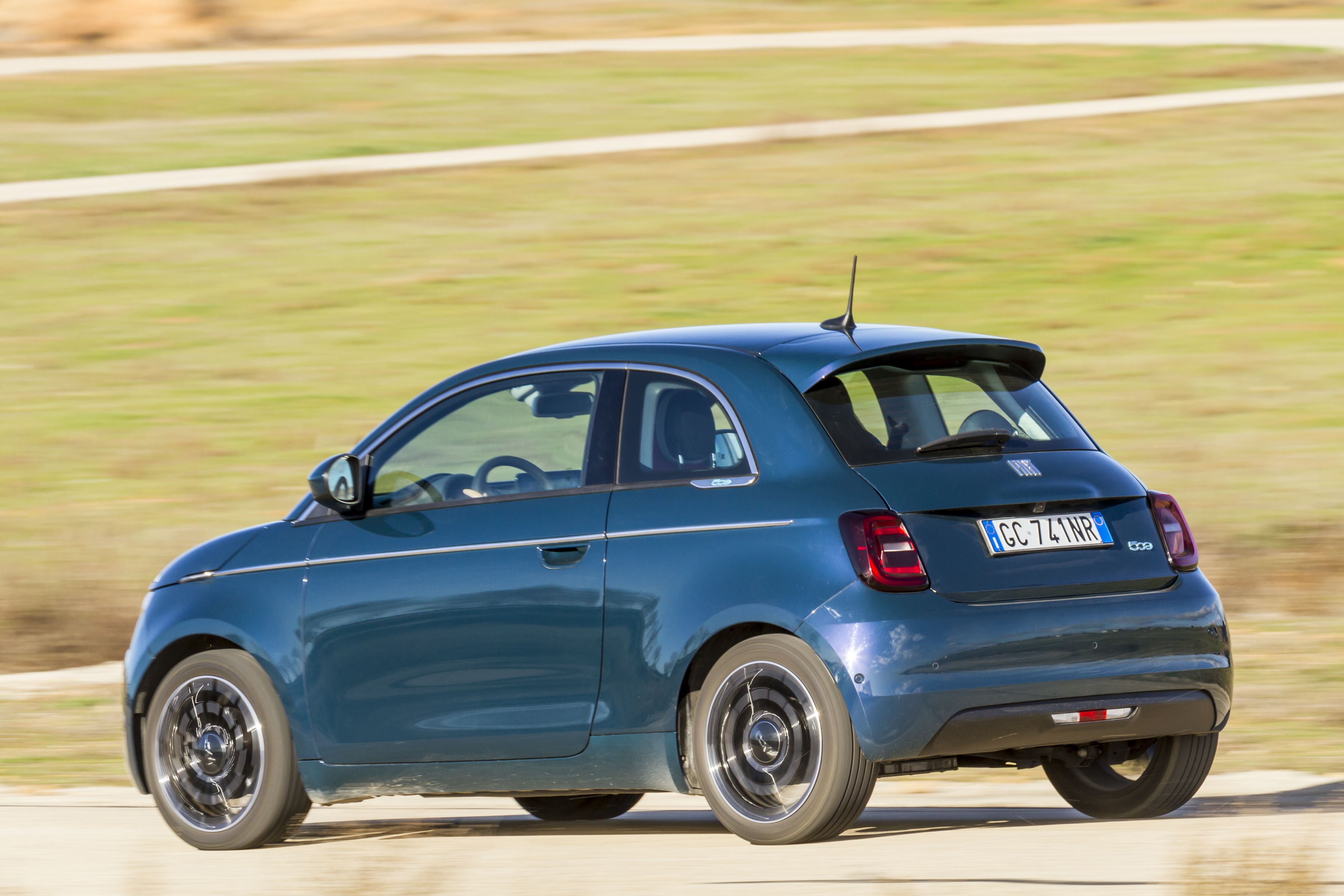 Fiat 500e. Finalista a Coche del Año en Europa 2021 