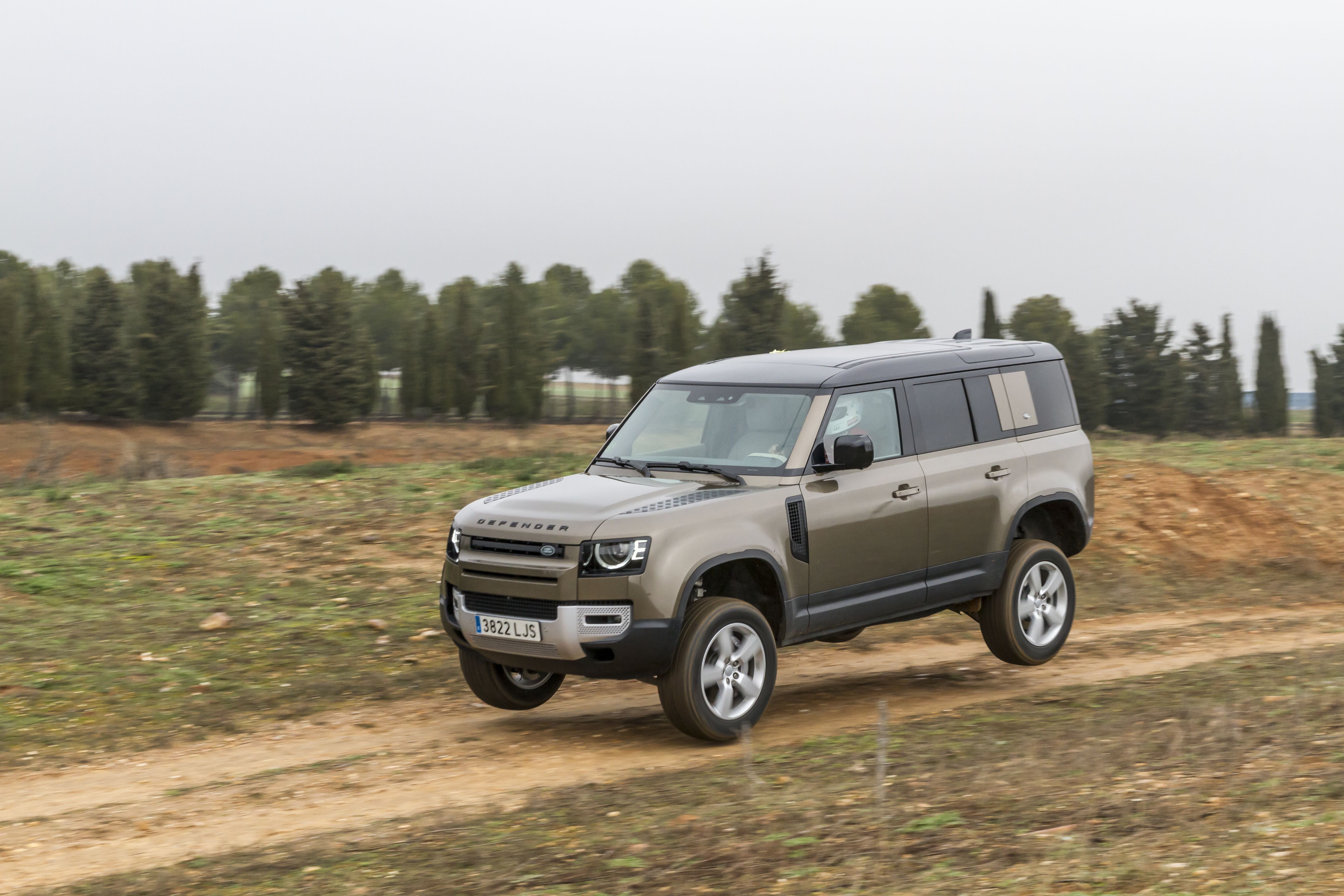 Land Rover Defender. Finalista a Coche del Año en Europa 2021 