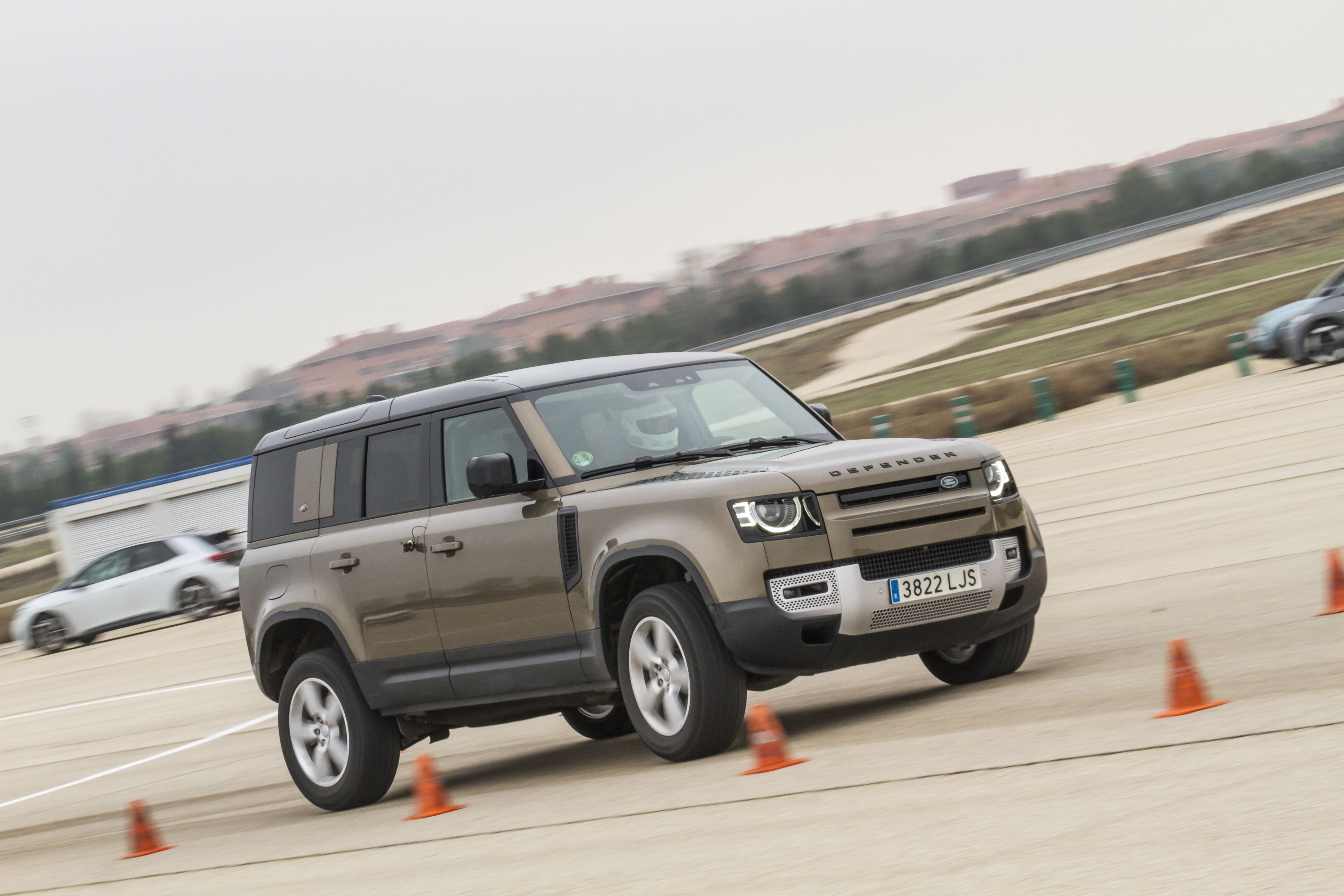 Land Rover Defender. Finalista a Coche del Año en Europa 2021 