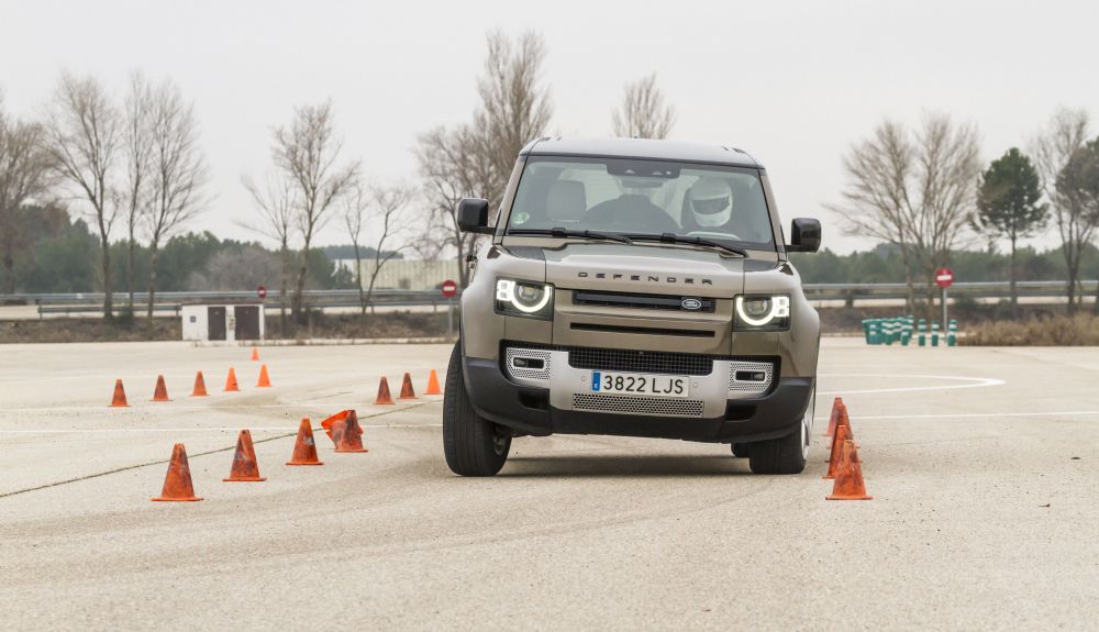 Land Rover Defender. Finalista a Coche del Año en Europa 2021 